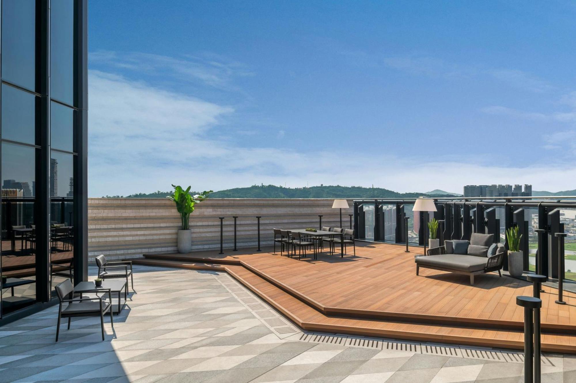 W Macau - Studio City 外观 照片 The rooftop terrace